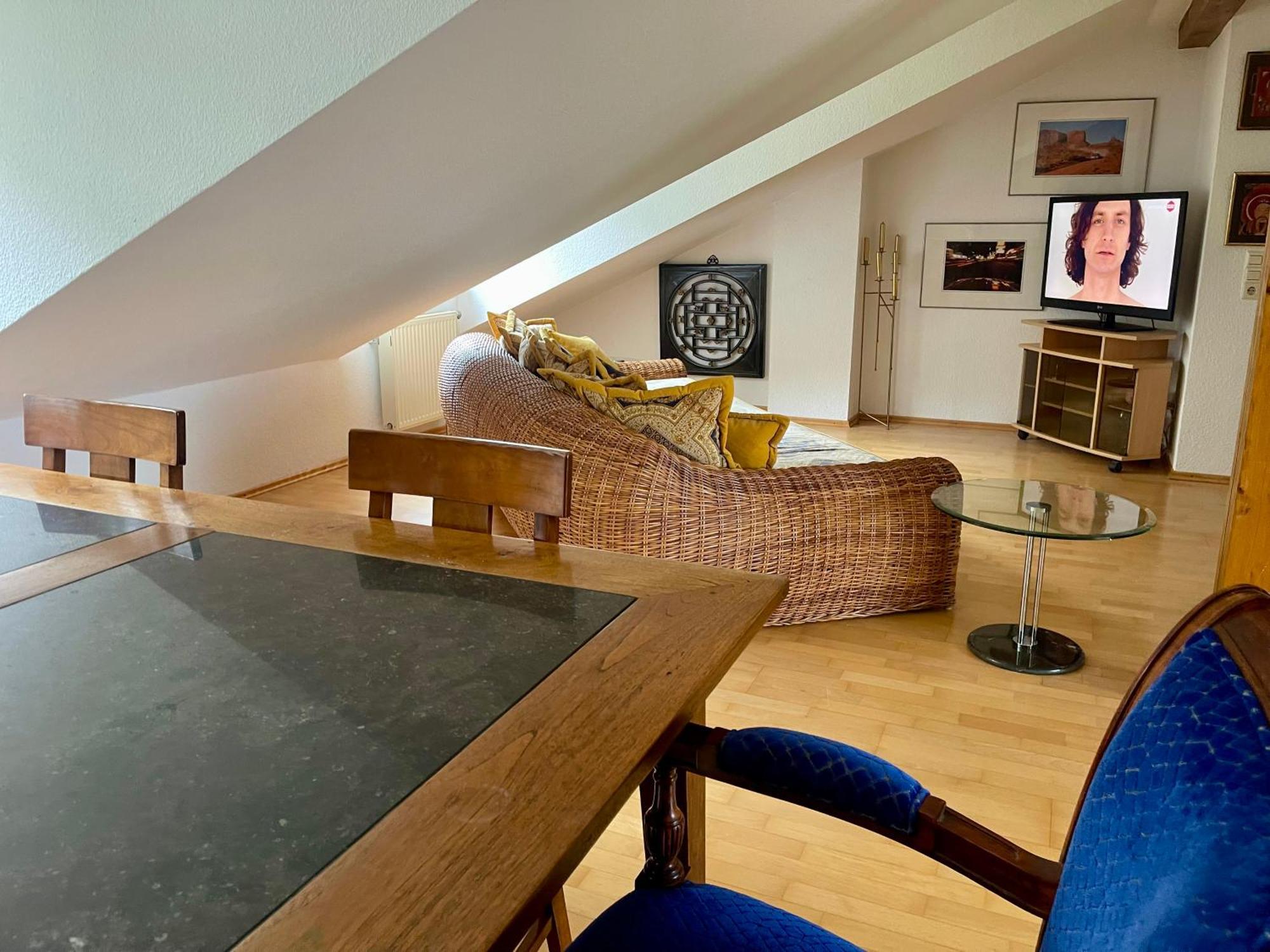 Wunderschoenes Grosses 3 Zimmer Apartament Zentrum Goldstadt Familienfreundlich Mit Garage Пфорцгейм Екстер'єр фото