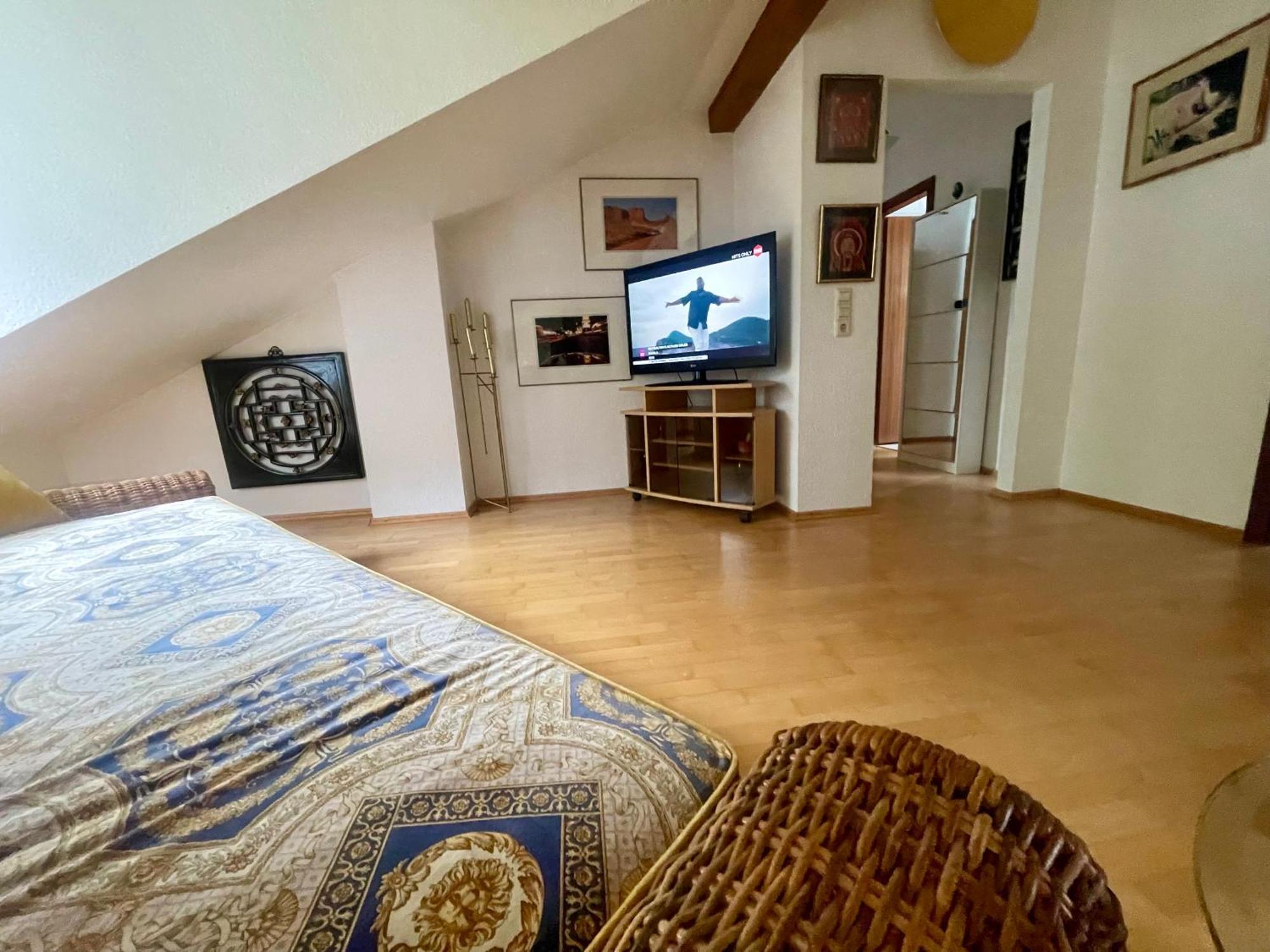 Wunderschoenes Grosses 3 Zimmer Apartament Zentrum Goldstadt Familienfreundlich Mit Garage Пфорцгейм Екстер'єр фото